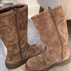 UGG KNIGHTSBRIDGE SUEDE BOOTS 9